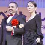 女優・吉岡里帆が「第30回日本ジュエリーベストドレッサー賞」を受賞！「エレガントな賞に感激」と歓喜！！