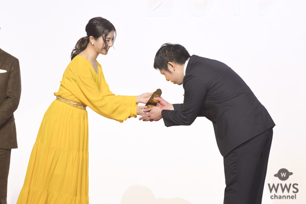 吉高由里子が「食べログアワード2019」の授賞式プレゼンターに登場！！