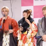 XOX （キスハグキス）バトシン、赤い振袖姿で「振袖TEENS」お披露目イベントに登場！