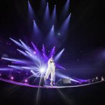 阿部真央、神戸ワールド記念ホールで全国ツアーを完走！夏の大阪城野外音楽堂ワンマンと秋の全国弾き語りツアー開催を発表！