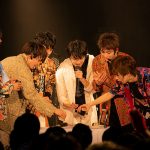 【ライブレポート】超特急、男らだけのライブで「恵方巻き1本喰い」「客席ダイブ」と大暴れ!『BULLET TRAIN BOYS GIG Vol.5』を独自ロングレポート!