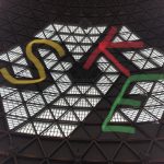 SKE48、ナゴヤドームの握手会で天井に「SKE」「栄」の文字が浮かぶ！！