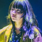 あいみょん、自身初＆自身過去最大規模のワンマン日本武道館で360°観客に囲まれたセンターステージでの弾き語りライブを開催！