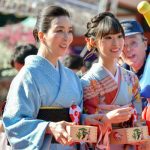 真矢ミキ・井本彩花が日枝神社「節分祭」に登場！　