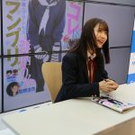 来栖りん、ヤンジャンの発売記念イベントで清純な制服姿を披露。