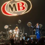 30周年の真心ブラザーズ、中野サンプラザで大盛況のツアーファイナル！