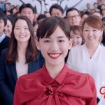 綾瀬はるかと従業員など総勢約400人が出演する新TV-CM「スキパ ニスマイル」篇を3月1日（金）より全国でオンエア！