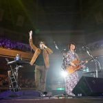 【ライブレポート】真心ブラザーズ、J-WAVE・トーキョーギタージャンボリーで名曲『サマーヌード』を熱唱！＜30th J-WAVE TOKYO GUITAR JAMBOREE＞