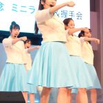 山木梨沙、自身2回目のデビューに感激！現役女子大生アイドル、カレッジ・コスモスが1stシングル発売記念ミニライブを実施！