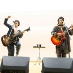 さくらしめじ、中学校サプライズライブ！生徒全員と合唱で大きな感動と一体感！