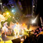 【ライブレポート】バンドじゃないもん！MAXX NAKAYOSHIがアベストに出演！「全員で楽しく盛り上がらないともったいない！」＜A.V.E.S.T project Vol.13＞