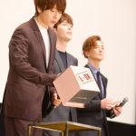 SUPERNOVA・ユナク、エア壁ドン披露に照れ「カッコつけて帰ろうと思ってたのに」!『L♡DK』舞台挨拶に登場!