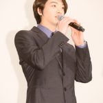 SUPERNOVA・ユナク、エア壁ドン披露に照れ「カッコつけて帰ろうと思ってたのに」!『L♡DK』舞台挨拶に登場!