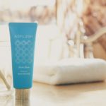 AAA・宇野実彩子が弾ける水着姿でハワイを駆ける！砂浜ではウェディングドレスも！？