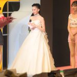 河北麻友子、涙のViVi卒業セレモニー！「自信が持てたのはViViのおかげ」＜ViVi Night in TOKYO2019＞