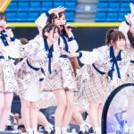 【ライブレポート】AKB48 チーム8が春フェストップナンバーで登場！『蜂の巣ダンス』で熱気あふれるパフォーマンス！＜AKB48グループ春のLIVEフェス＞