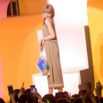 瑛茉ジャスミンがセクシー衣装でランウェイに登場！＜ViVi Night in TOKYO2019＞