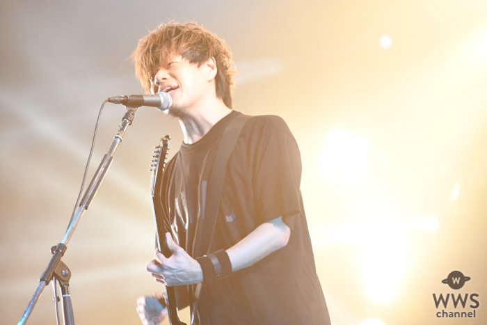 【ライブレポート】10-FEETが大トリに登場！人気曲『RIVER』を含む圧巻のライブで締めくくる。＜JAPAN JAM 2019＞