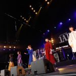 【ライブレポート】Little Glee Monsterが2年ぶりのステージで『君に届くまで』を含む8曲を天気雨の中歌い上げる＜JAPAN JAM 2019＞