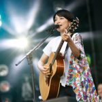 【ライブレポート】miwaが夕暮れのLOTUS STAGEに登場。バラードを封印し、とことんアゲアゲの曲で連休最終日を盛り上げる！＜JAPAN JAM 2019＞
