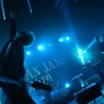 【ライブレポート】10-FEETが大トリに登場！人気曲『RIVER』を含む圧巻のライブで締めくくる。＜JAPAN JAM 2019＞