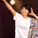 【ライブレポート】miwaが夕暮れのLOTUS STAGEに登場。バラードを封印し、とことんアゲアゲの曲で連休最終日を盛り上げる！＜JAPAN JAM 2019＞