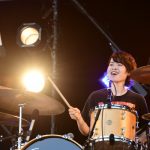 【ライブレポート】SHISHAMOが雲ひとつない青空の下で爽やかなステージを披露！「メトロック 2019」のWINDMILL FIELDに登場！