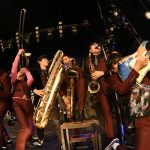 【ライブレポート】東京スカパラダイスオーケストラのステージに、さかなクンが登場！ SKY STAGEで豪華セッションを披露！＜JAPAN JAM 2019＞