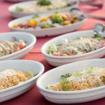 島袋聖南、黒木ひかりらが沖縄のナイトプールで“令和初”の夏を先取り！