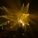 【ライブレポート】足立佳奈、TSCのライブステージで甘い恋歌3曲を熱唱！＜東京ストリートコレクション＞