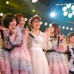 AKB48・小嶋真子、卒業公演は笑顔で「縁を大切にみんなと繋がっていたい」
