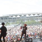 【ライブレポート】感覚ピエロが3日目のLOTUS STAGEにトップバッターで登場！ 朝一から煽りまくりステージングで大熱狂！！＜JAPAN JAM 2019＞