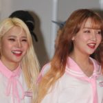 PINK FANTASYが「M COUNTDOWN」出演前のレッドカーペットに登場！＜KCON 2019 JAPAN＞