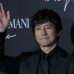 【動画】西島秀俊がブラックコーデでアルマーニファッショショーに来場！