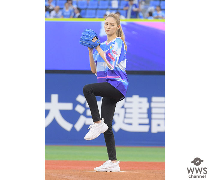 E-girls / Happiness・楓が人生初のセレモニアルピッチ（始球式）でノーバン！