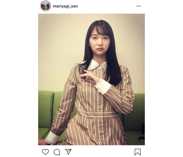 永尾まりや、乃木坂風の衣装で欅坂46の「欅ポーズ」を披露!?