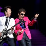 鈴木雅之の全国ツアーに布袋寅泰や女優の伊原六花がサプライズゲスト出演！さらに古希ソウル宣言とともに完全復活！！