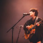 尾崎裕哉、弾き語りライブの模様をテレ朝チャンネル1で放送決定！