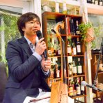 川上実津紀、馬頭琴奏者・セーンジャー、投資家・嶋村吉洋氏主催パーティー「Jam」でライブ開催！『どんなときも。』『365日の紙飛行機』などを披露