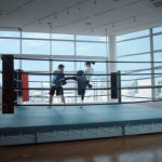 キックボクシング歴2年の広瀬すずが21本のロウソクの火を高速右ストレートで消す！？WEB ムービー「広瀬すず 誕生日チャレンジ」公開！