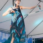 hitomi、雨のステージを名曲『LOVE 2000』で盛り上げる！＜YOKOHAMA STAR☆NIGHT RUN 2019＞