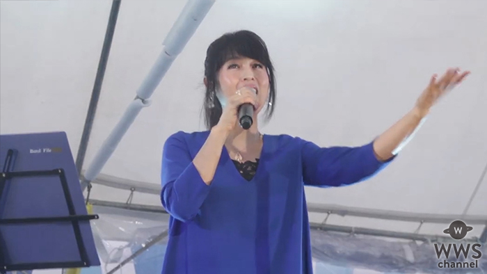 【動画】宇徳敬子が雨のステージで代表曲『ブルーライト ヨコスカ』を披露！＜YOKOHAMA STAR☆NIGHT RUN 2019＞