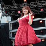 りんごちゃんが「a-nation 2019」大阪公演に赤いドレス姿で登場！＜a-nation 2019＞