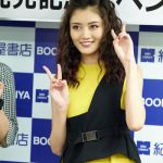 「凪のお暇」エリィ役で話題の水谷果穂、１stアルバム「深呼吸」発売！発売記念イベントにエリィ姿で登場し会場を驚きで包んだ！