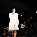 宇徳敬子、25周年デビュー記念日に初の全国5都市カフェライヴツアー完走！