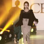 中野恵那、ゆん、えむれならが「関コレ 2019 A/W」でランウェイ披露！＜関西コレクション2019 A/W＞