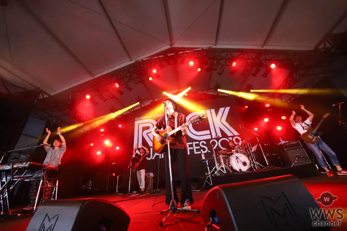 【ライブレポート】石崎ひゅーいの渾身のラブソングでBUZZ SATGEを圧巻！＜ROCK IN JAPAN FESTIVAL 2019＞