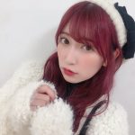 NMB48・吉田朱里が“あざとかわいい”ショットでファン歓喜！「どタイプ」「しっかりモデルさんしてる」
