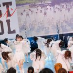 ラストアイドル、7thシングル『青春トレイン』発売記念イベントを開催！NON STYLE石田明がサプライズ出演でリアル「石田を探せ」が実現！