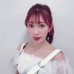 NMB48・吉田朱里が“あざとかわいい”ショットでファン歓喜！「どタイプ」「しっかりモデルさんしてる」